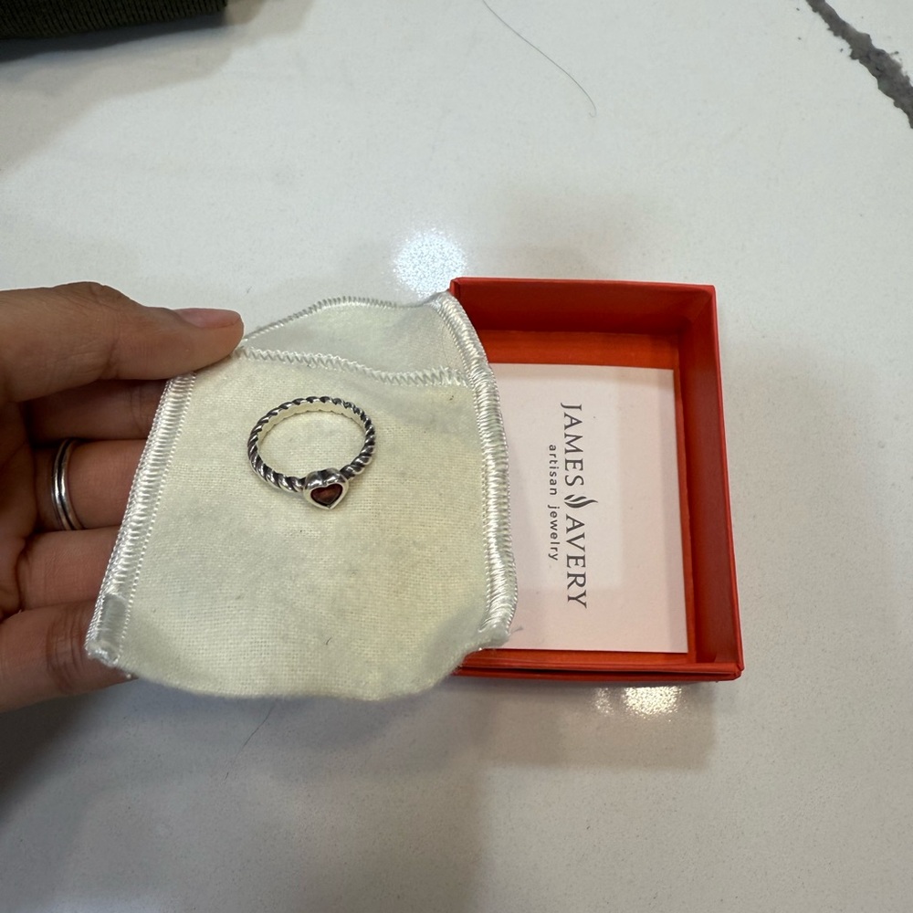 James Avery Garnet Heart Twisted Ring